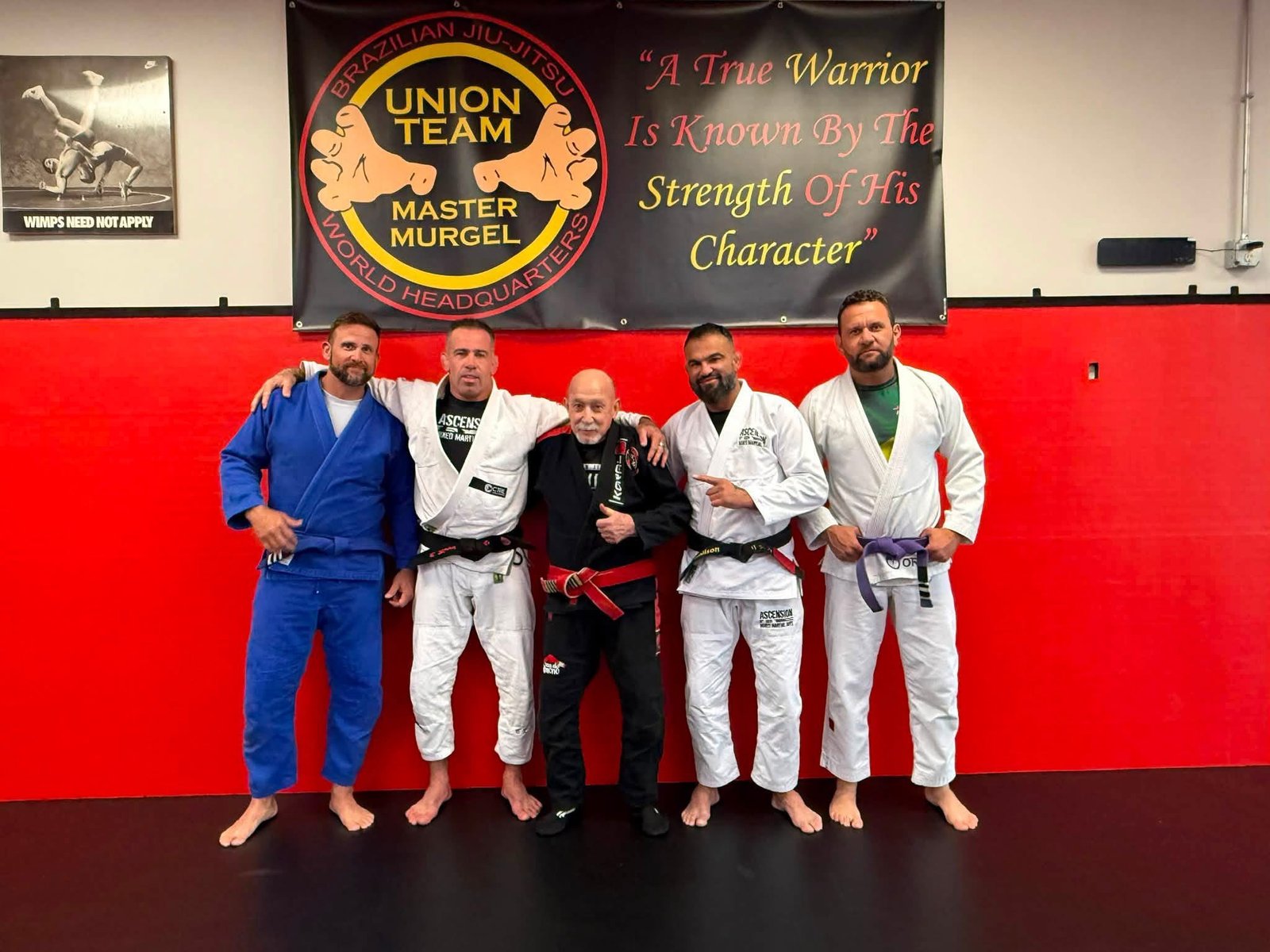 Grandmaster Ricardo Murgel with adult Brazilian Jiu-Jitsu students
